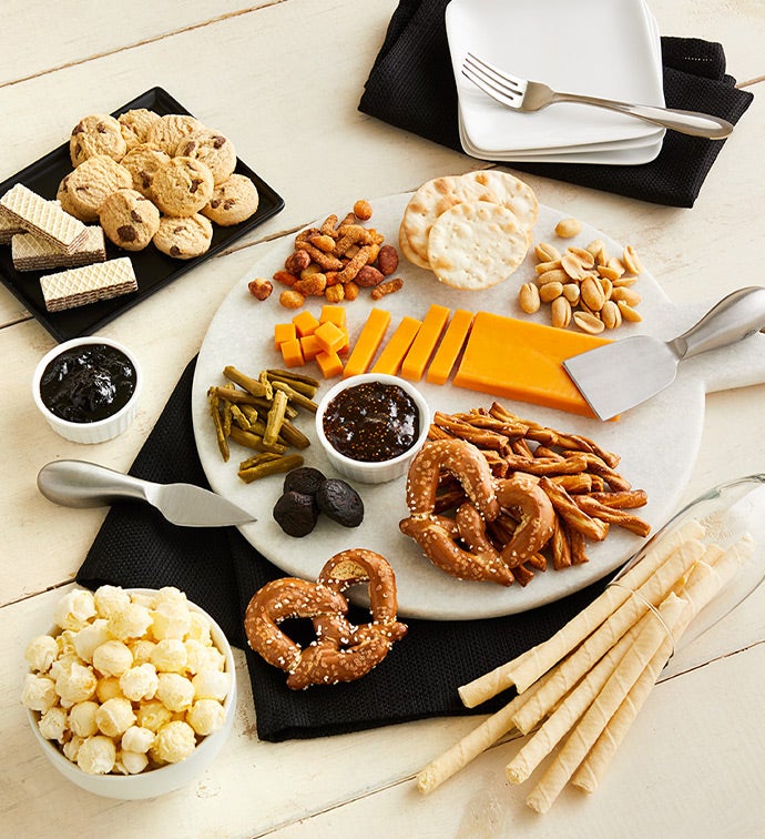 Taste of Distinction Gourmet Gift Basket